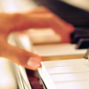 久久精品免费老师自慰
